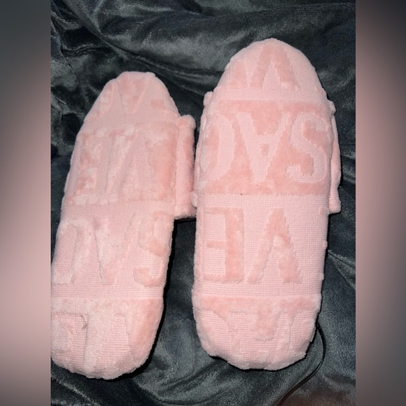 NWOT VERSACE SLIPPERS - Picture 2 of 4